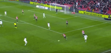 萨里：看到空荡荡的看台，我有些难过