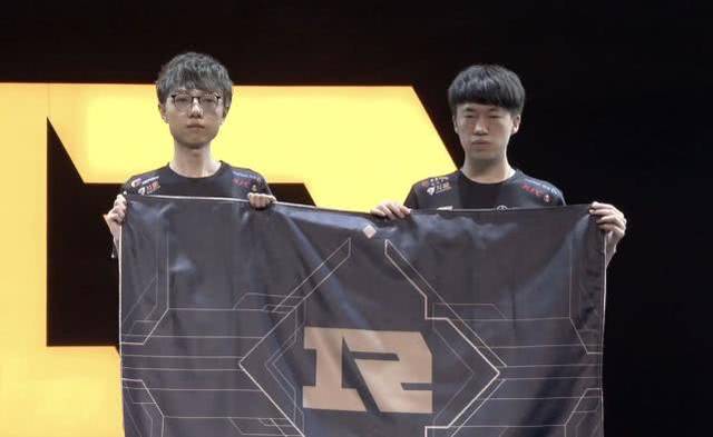 双方终于达 双方终于达